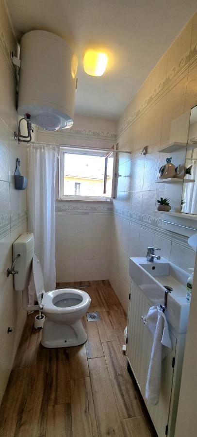 Tiny Studio Big Living Apartment Ровин Екстериор снимка