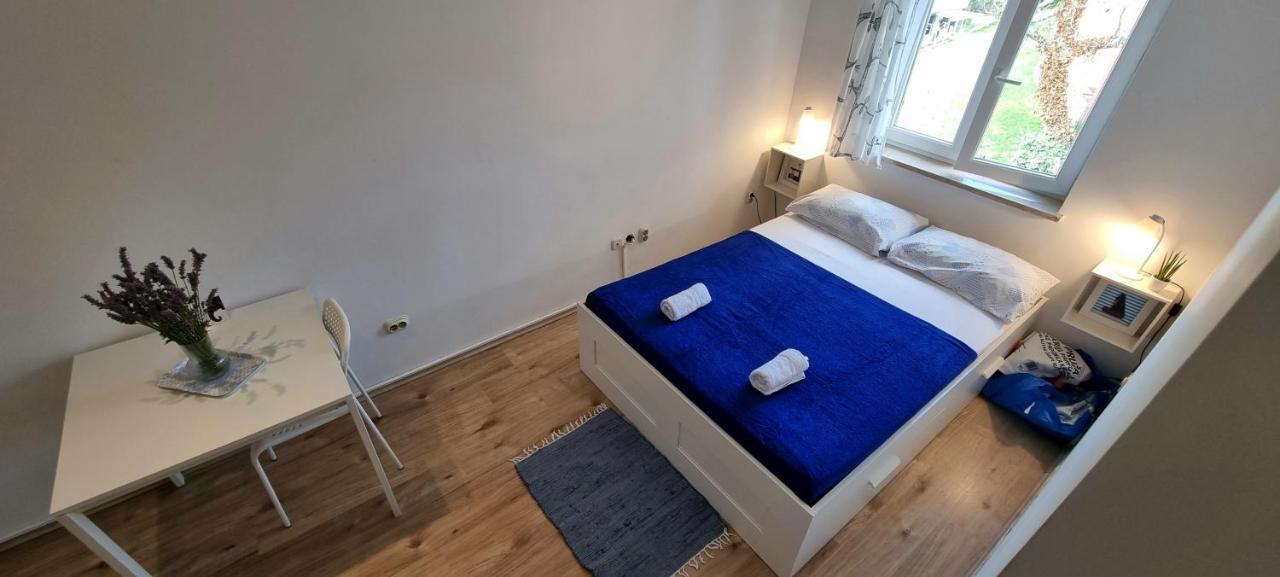 Tiny Studio Big Living Apartment Ровин Екстериор снимка